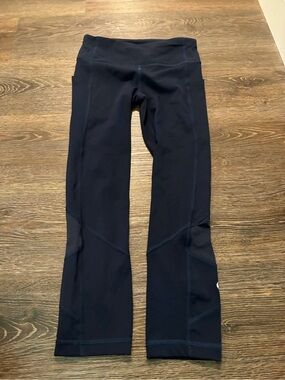 lululemon athletica Navy Blue Women's Athletic cropped Leggings